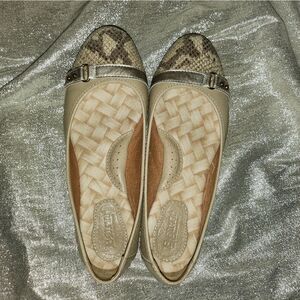 Born Leather Snakeskin Print Cap Toe Ballet Flats size 8